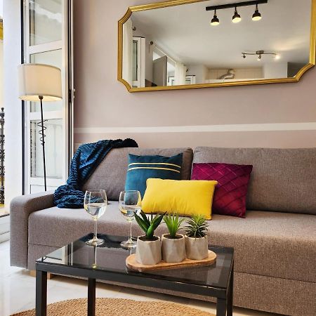 Lovely Center Apartments - Balcony Lux Sol Σεβίλλη Εξωτερικό φωτογραφία