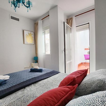 Lovely Center Apartments - Balcony Lux Sol Σεβίλλη Εξωτερικό φωτογραφία