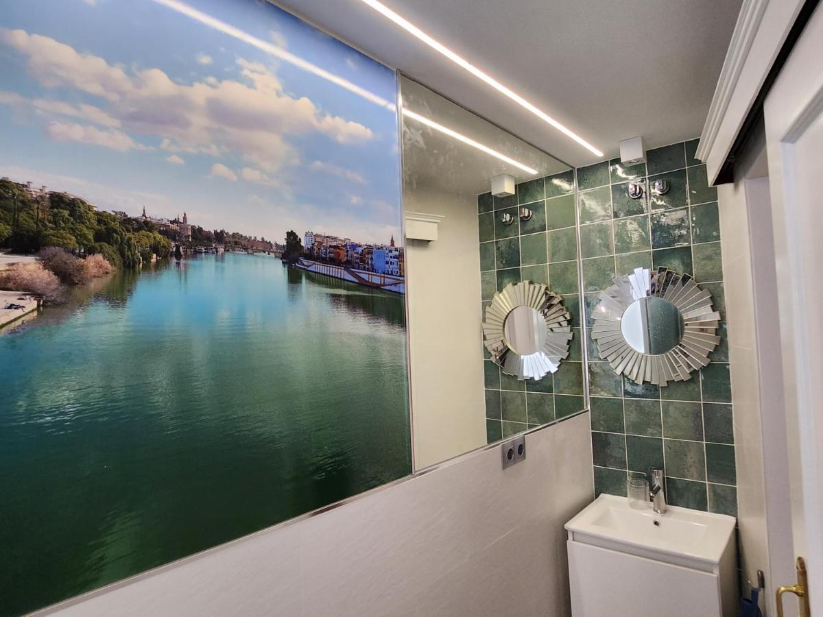 Lovely Center Apartments - Balcony Lux Sol Σεβίλλη Εξωτερικό φωτογραφία