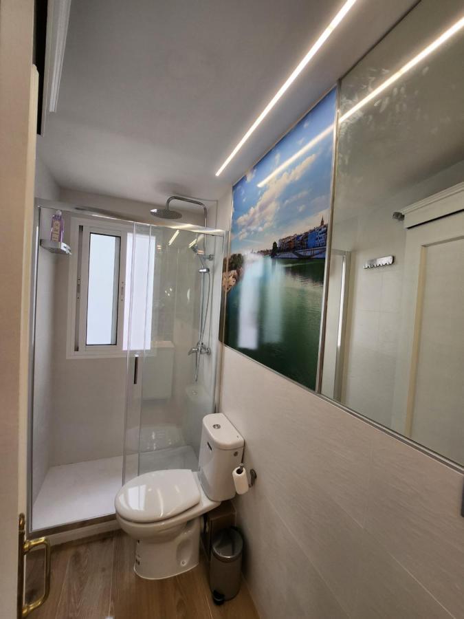 Lovely Center Apartments - Balcony Lux Sol Σεβίλλη Εξωτερικό φωτογραφία