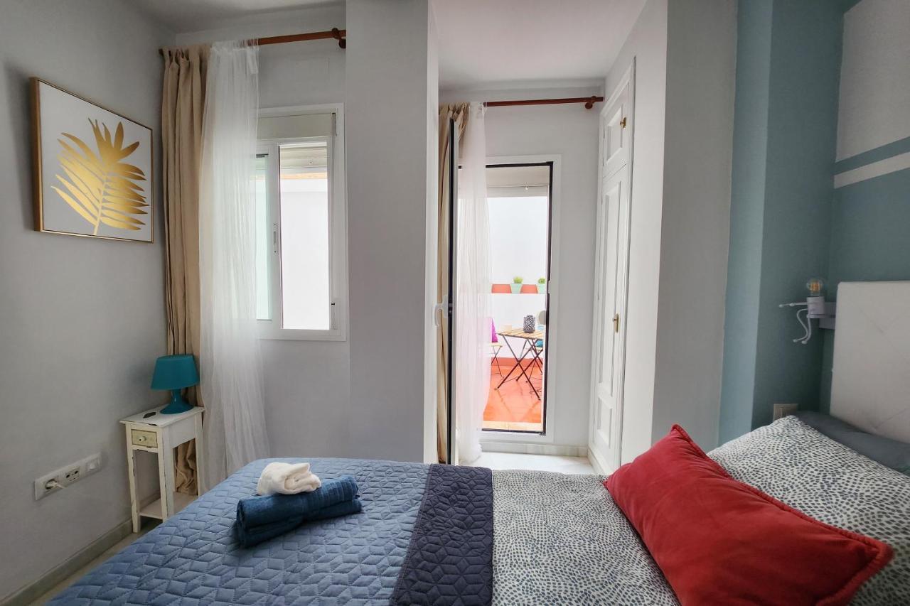 Lovely Center Apartments - Balcony Lux Sol Σεβίλλη Εξωτερικό φωτογραφία